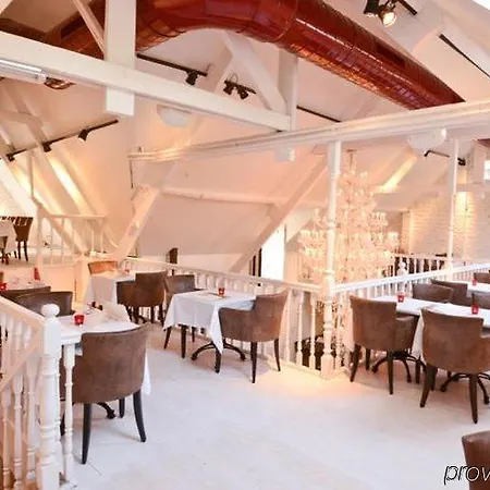Afspanning De Kroon 3* Bras-Haut
